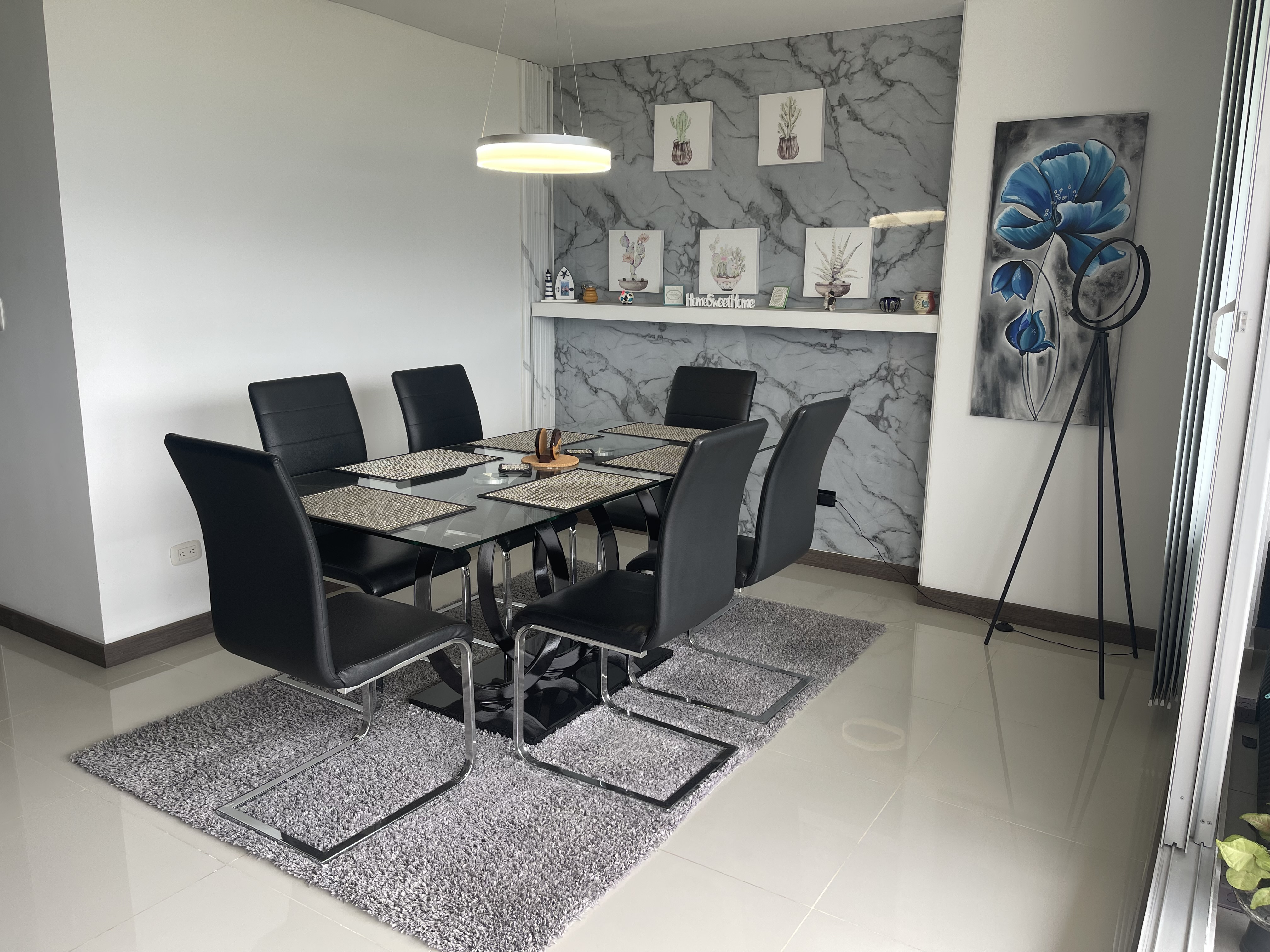 This 2 bedroom 2 bathroom apartment on the 11th floor of Clubhouse