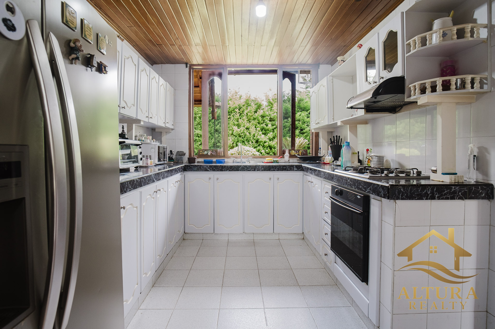 Casa Campestre  En Venta En Circasia Com Amplios Jardines-PROP-001