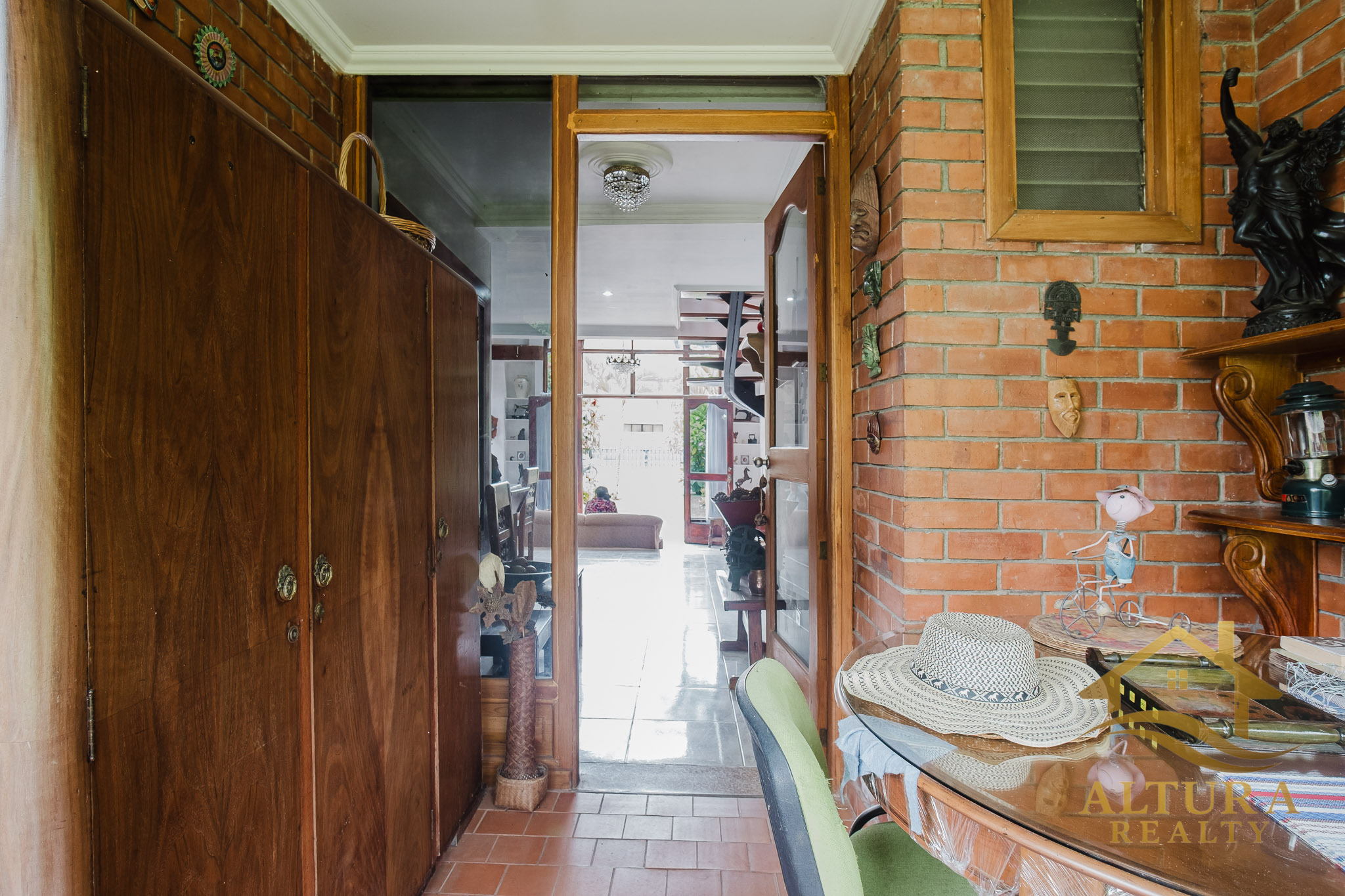 Casa Campestre  En Venta En Circasia Com Amplios Jardines-PROP-001