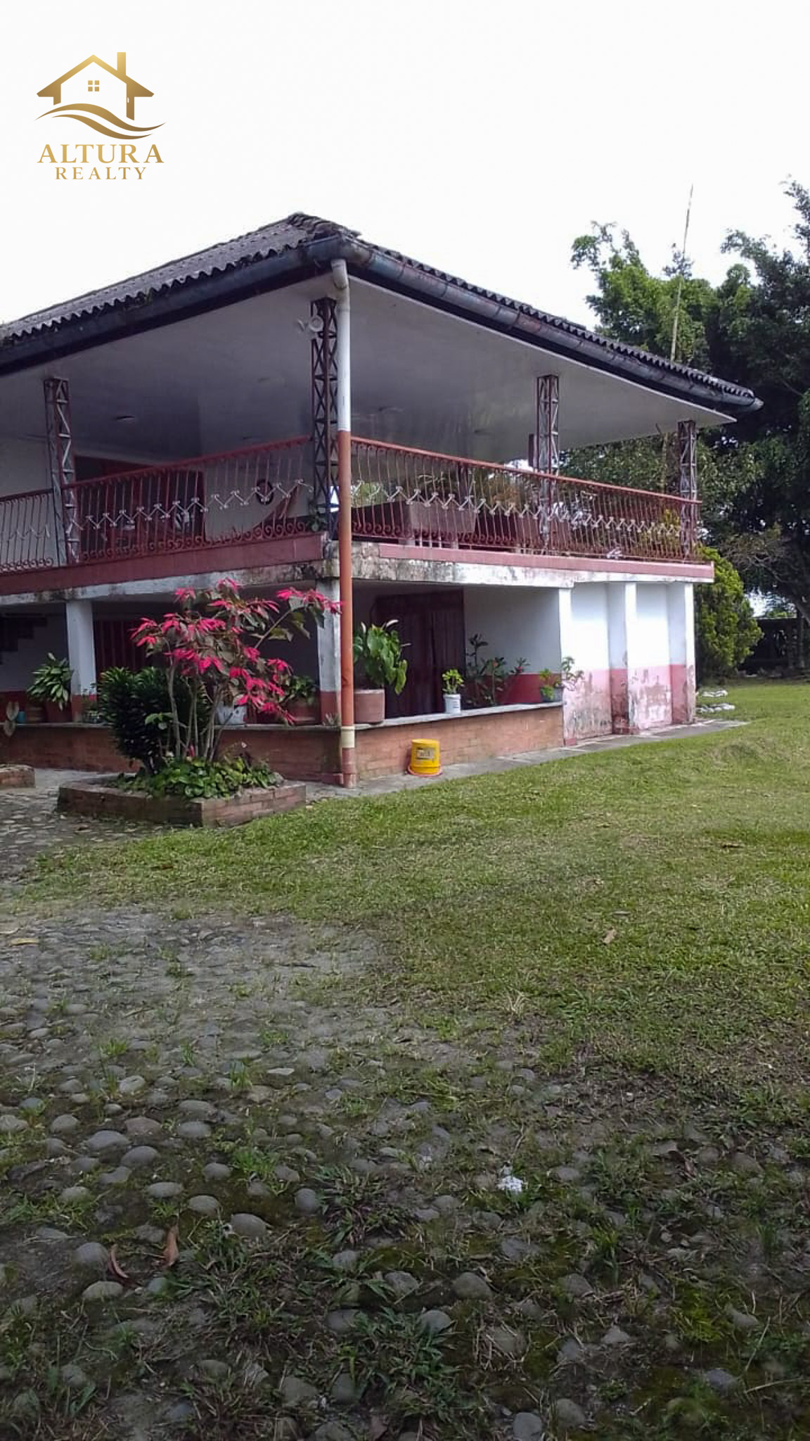 SE VENDE FINCA EN CIRCASIA QUINDIO