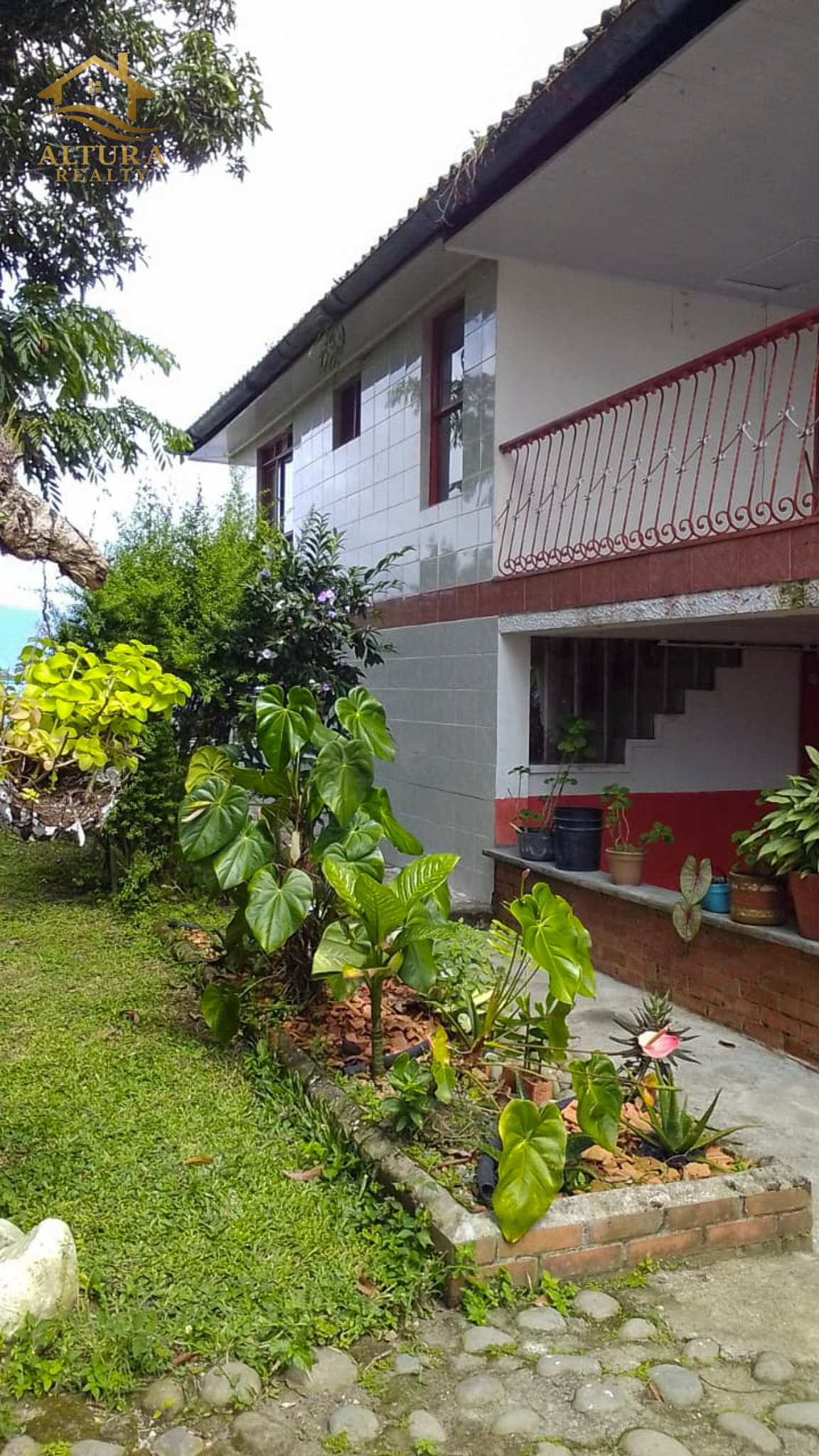 SE VENDE FINCA EN CIRCASIA QUINDIO