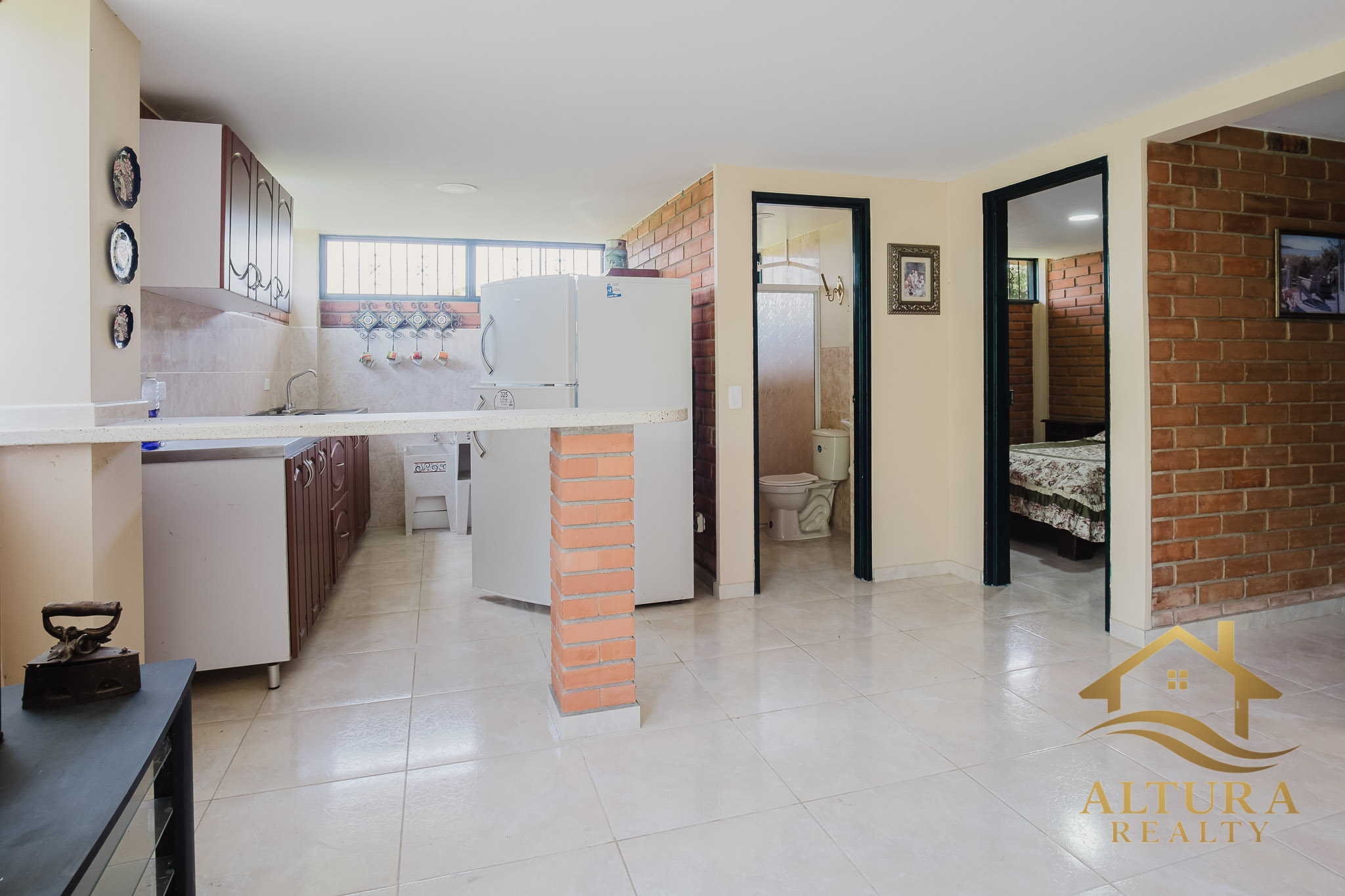 SE VENDE CASA CAMPESTRE EN ALCALA