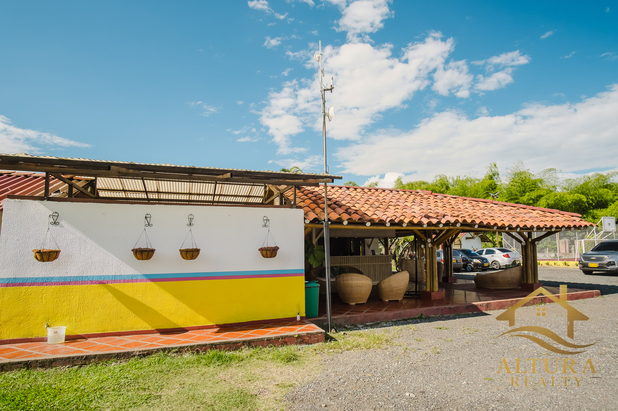 SE VENDE ESPECTACULAR HOTEL CAMPESTRE QUINDIO.