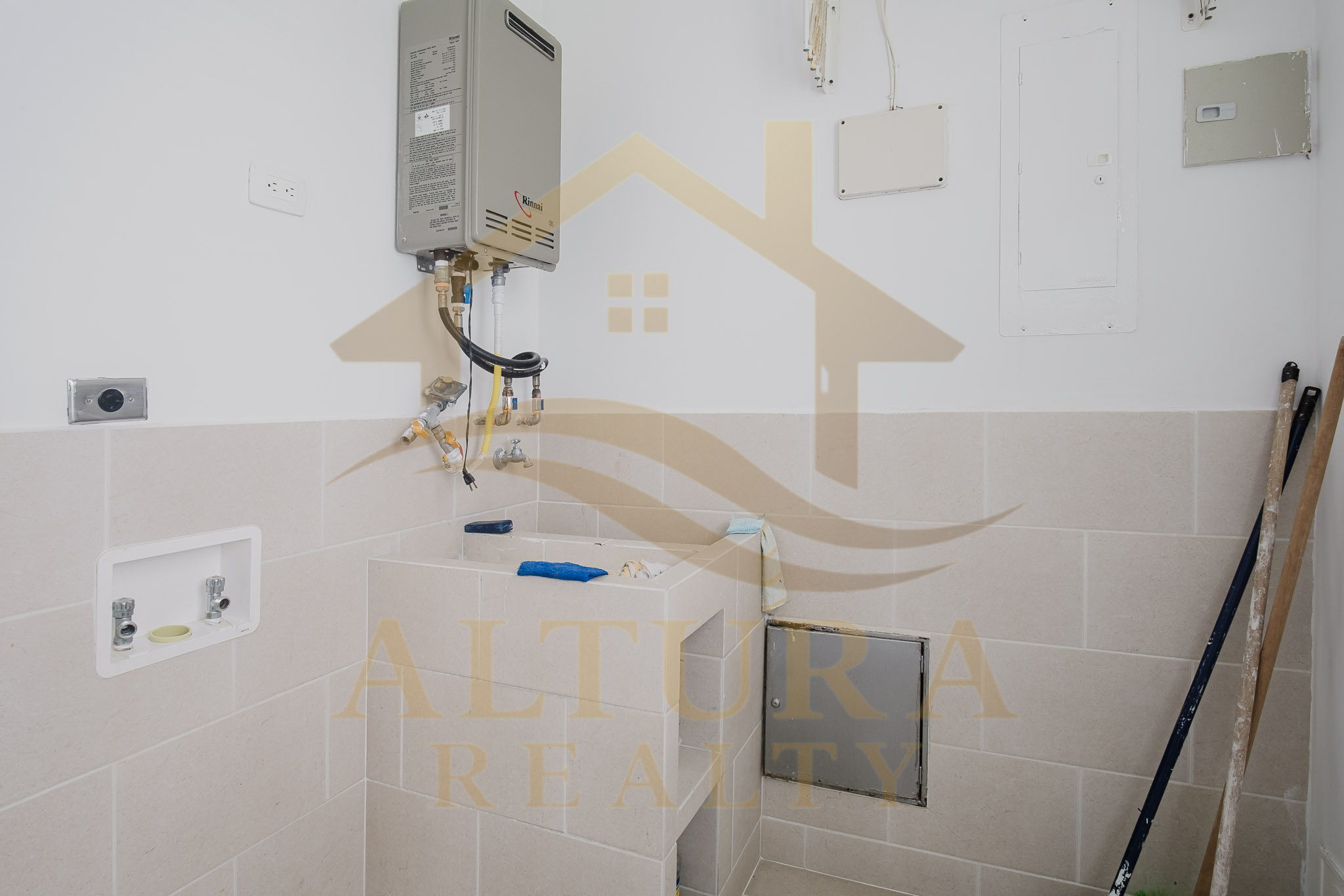 SE VENDE CASA CAMPESTRE ENTRE CIRCASIA Y ARMENIA CONJUNTO CERRADO