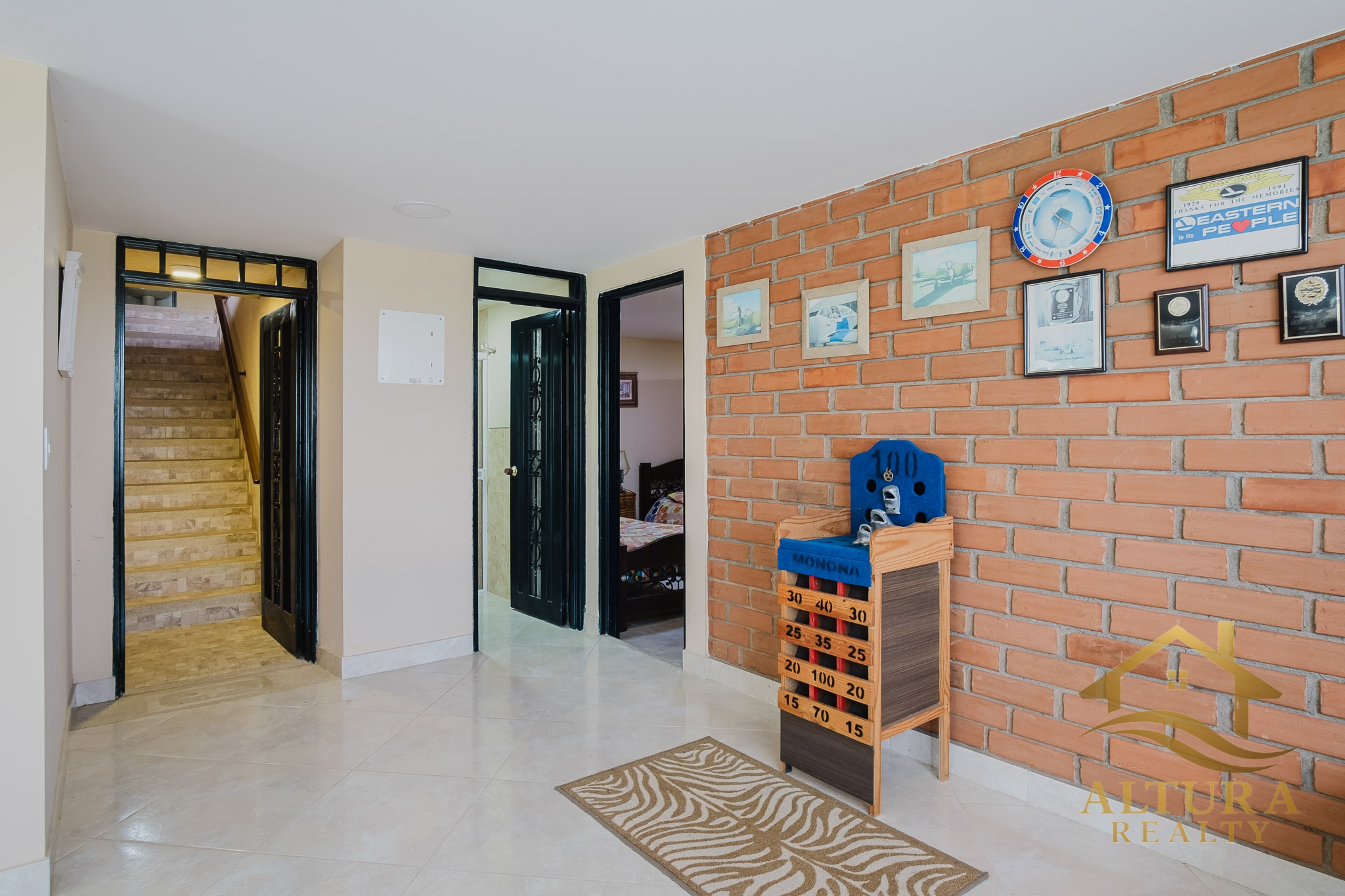 SE VENDE CASA CAMPESTRE EN ALCALA