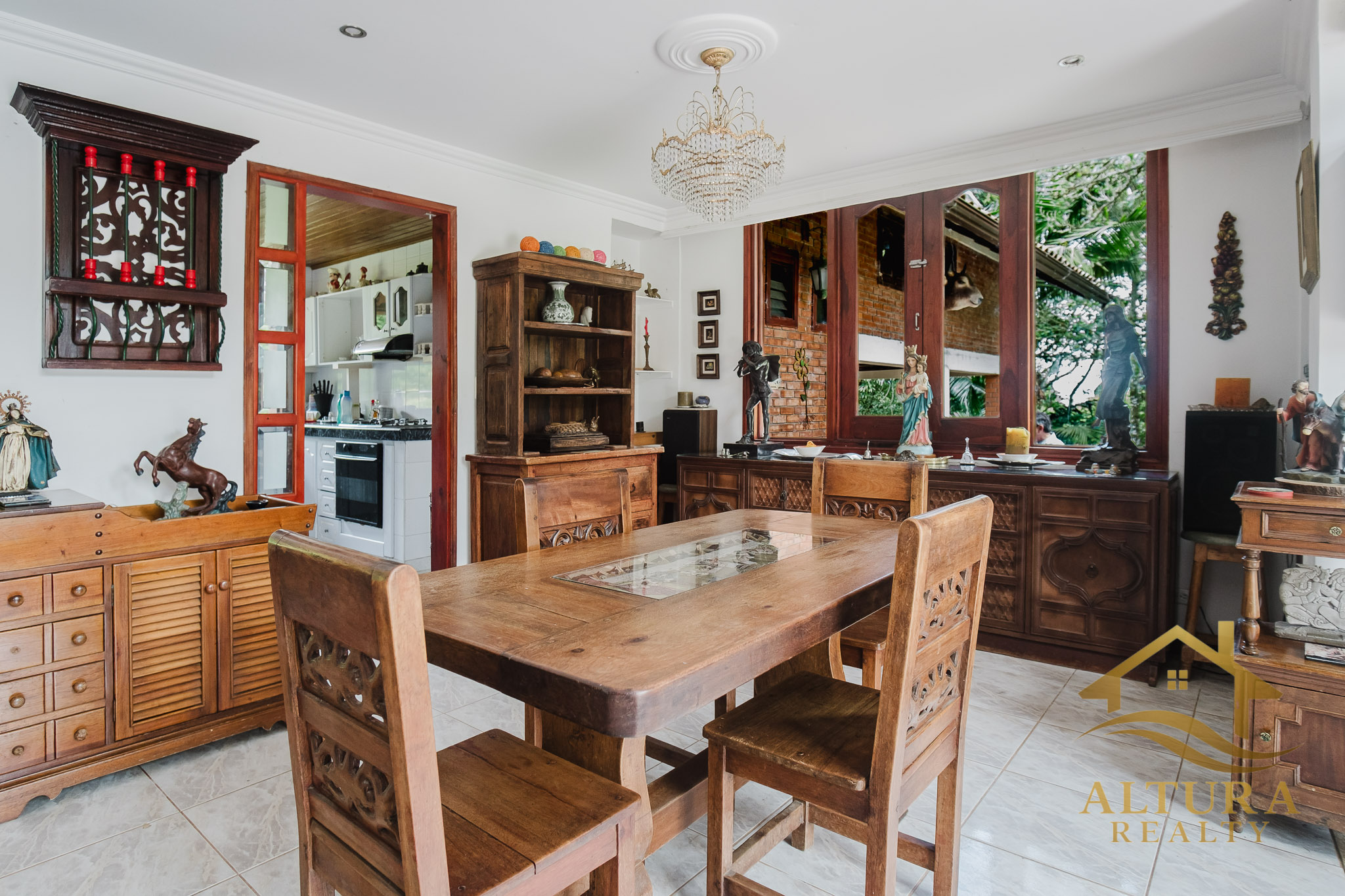 Casa Campestre  En Venta En Circasia Com Amplios Jardines-PROP-001