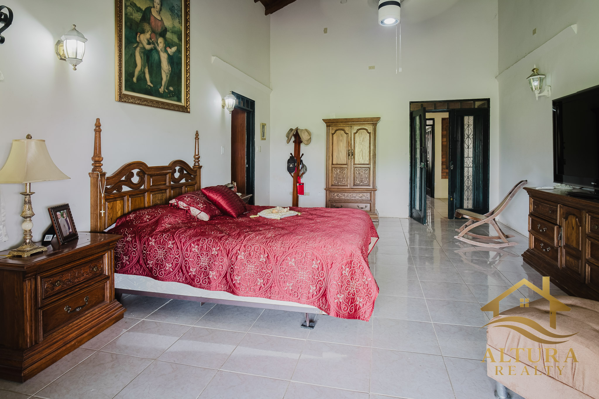 SE VENDE CASA CAMPESTRE EN ALCALA