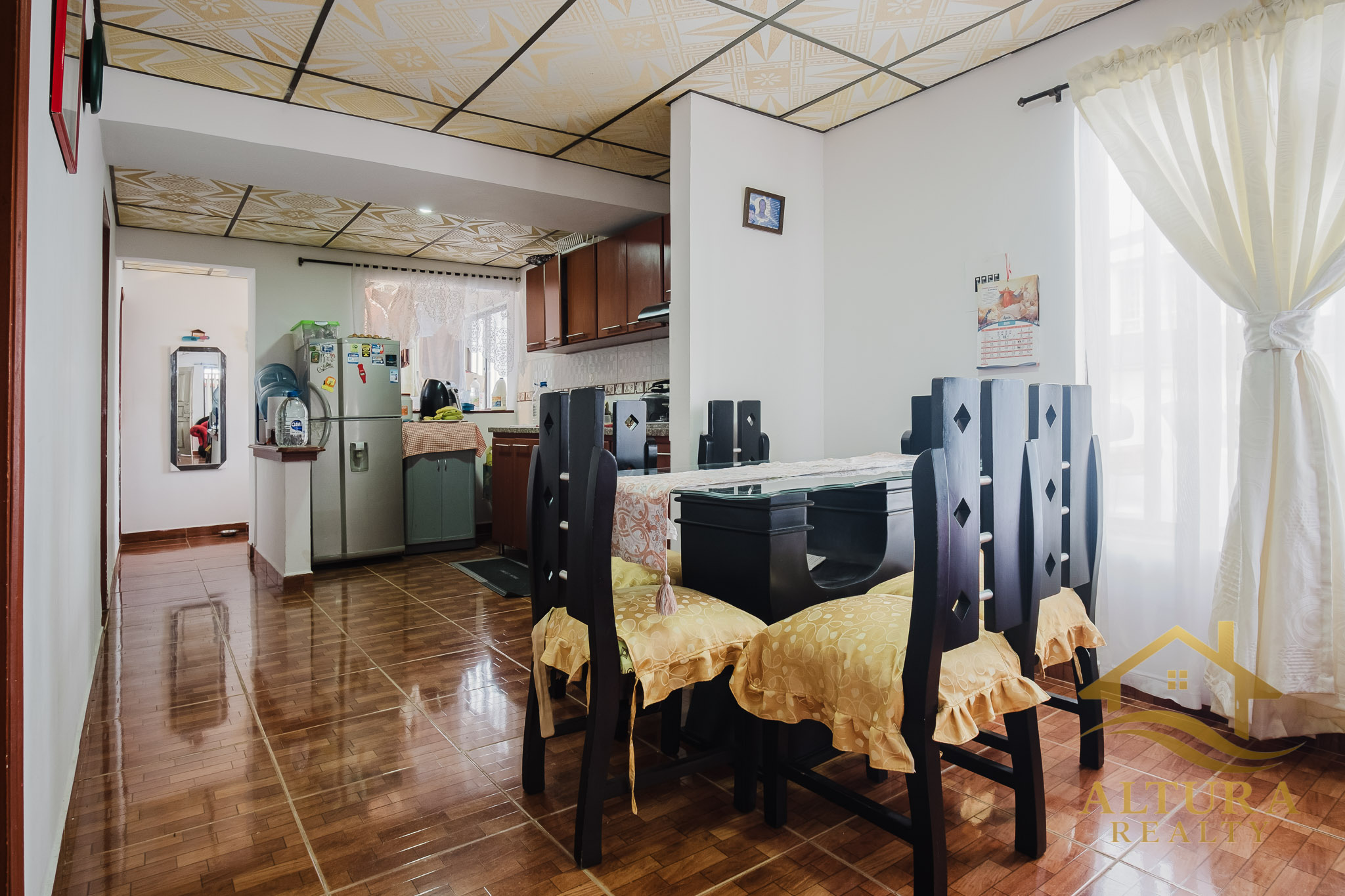 SE VENDE CASA DOBLE RENTA EN CALARCA