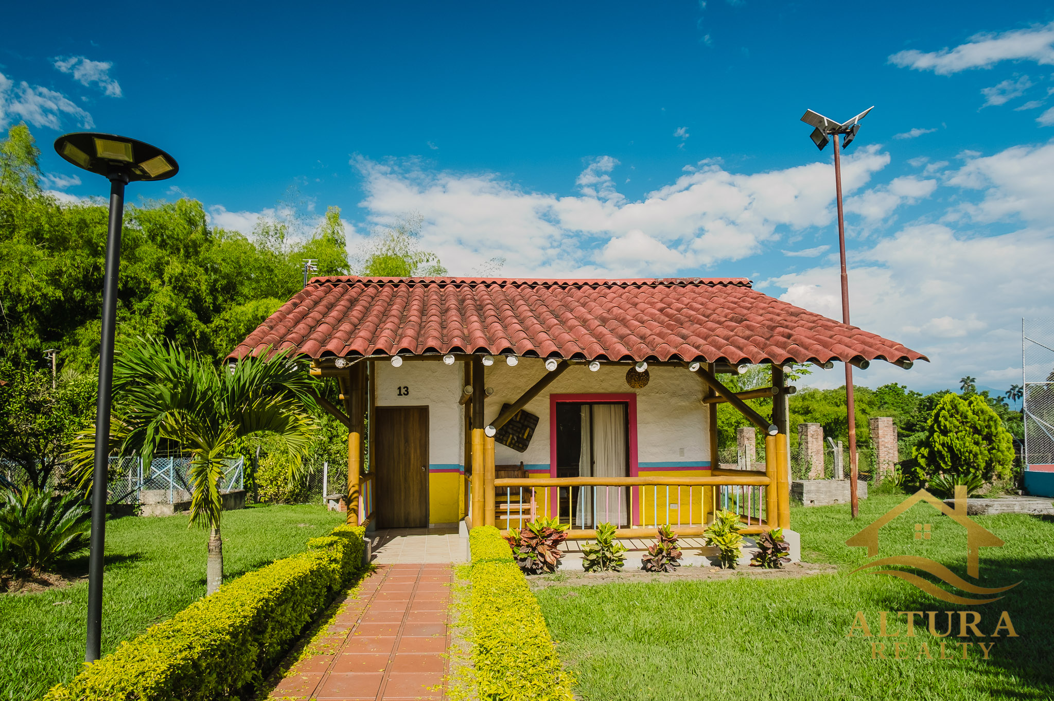 SE VENDE ESPECTACULAR HOTEL CAMPESTRE QUINDIO.