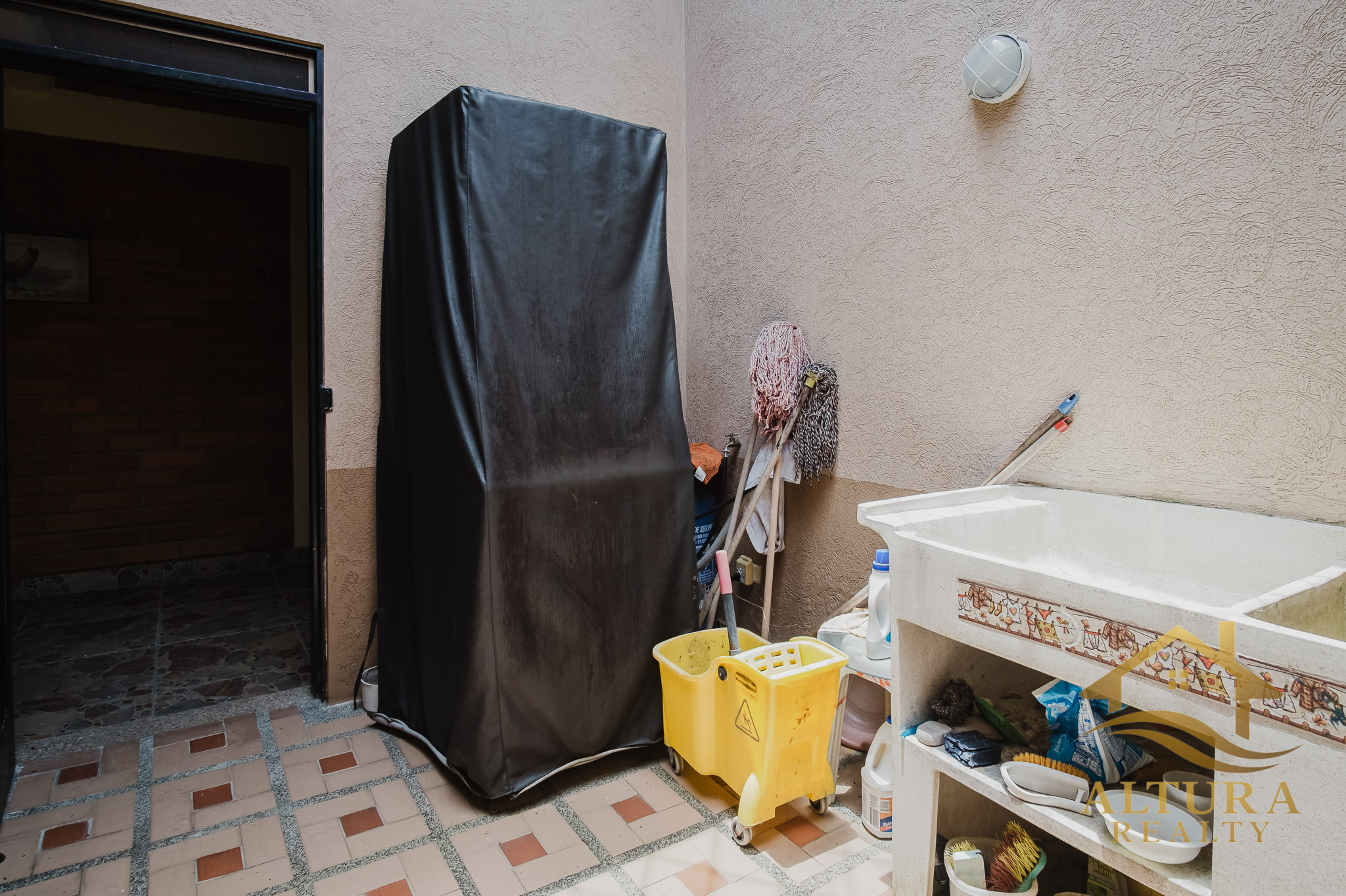 SE VENDE CASA CAMPESTRE EN ALCALA