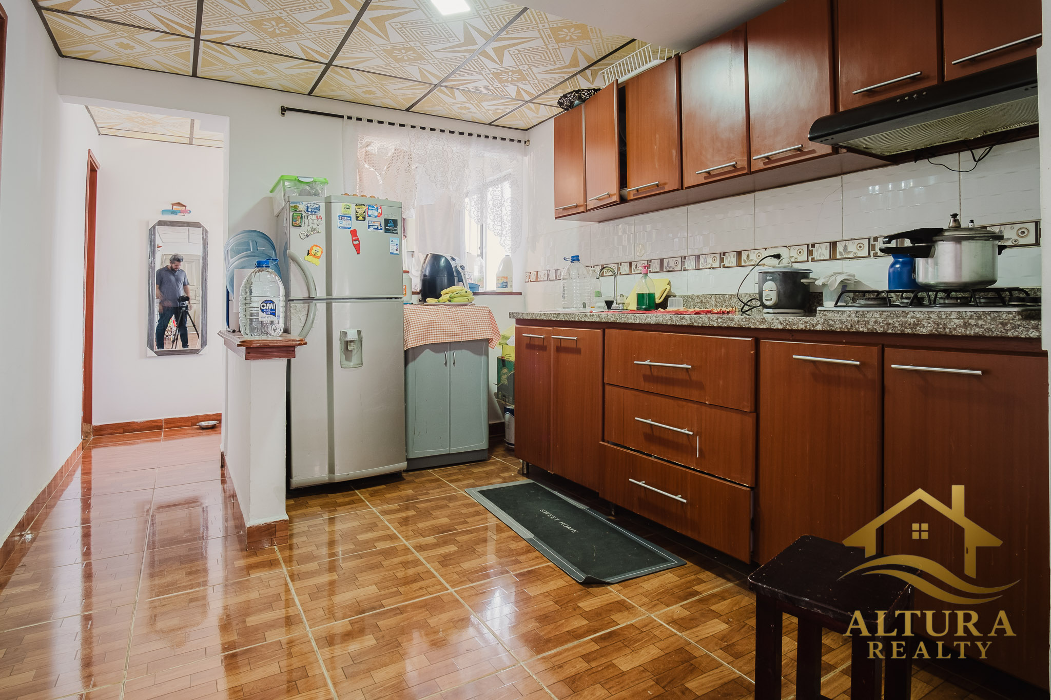 SE VENDE CASA DOBLE RENTA EN CALARCA