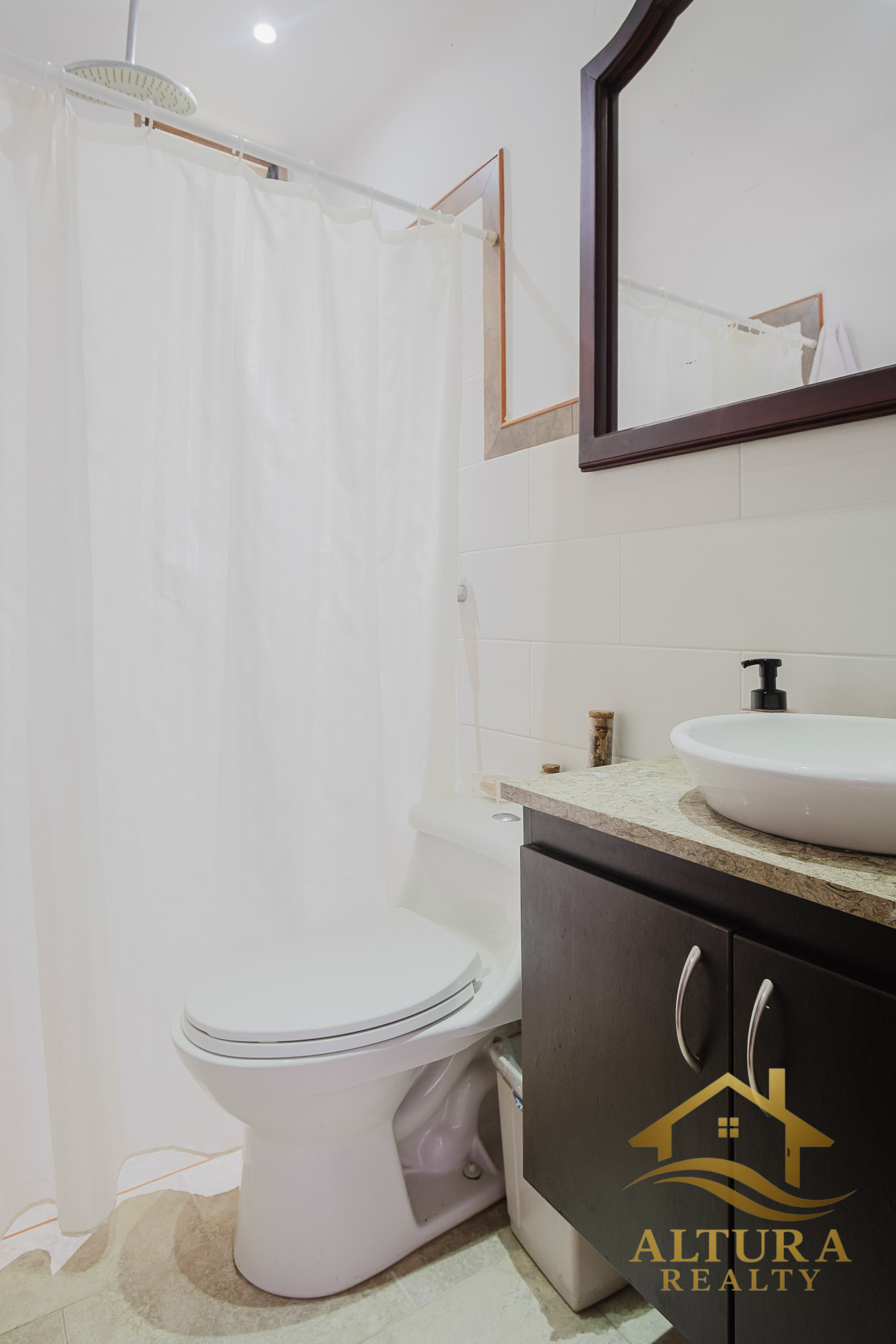 Duplicate - SE VENDE HERMOSA CASA CAMPESTRE CONJUNTO CERRADO CIRCASIA