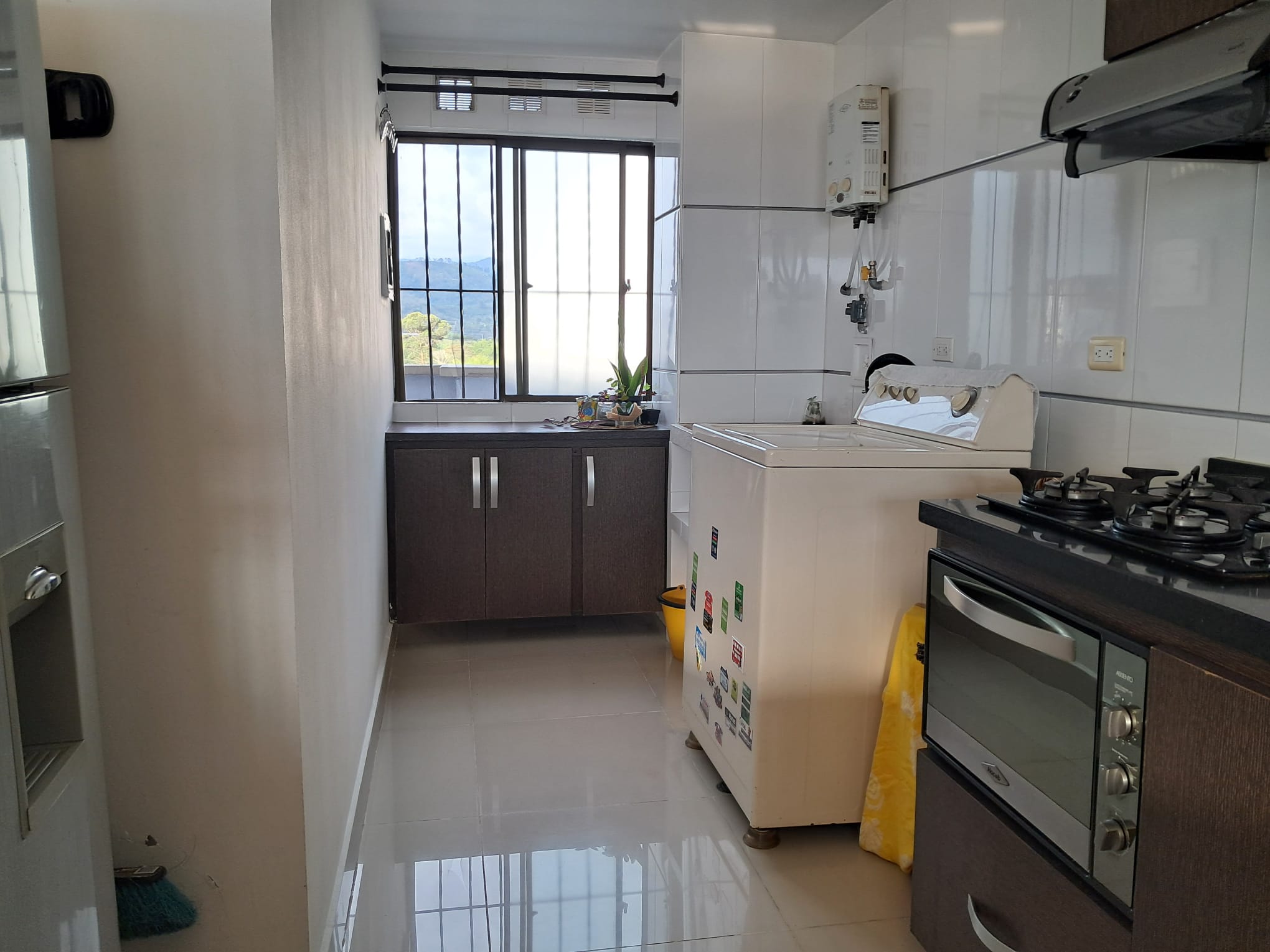 Apartamento dúplex de 3 habitaciones con dos balcones en Armenia