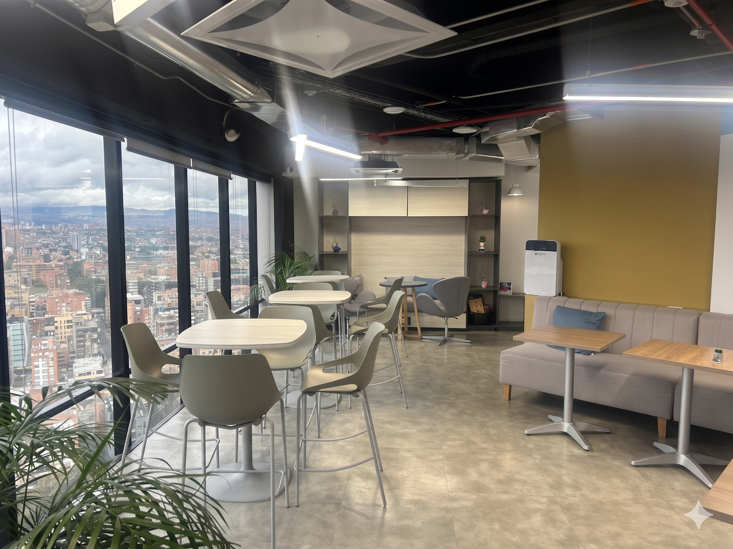 Oficina en el Pent House del mejor edificio de Bogotá — imagen 10