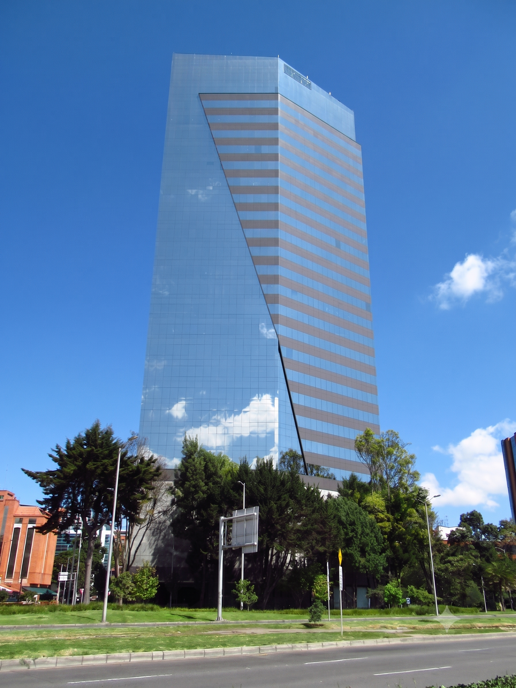 Oficina en el Pent House del mejor edificio de Bogotá