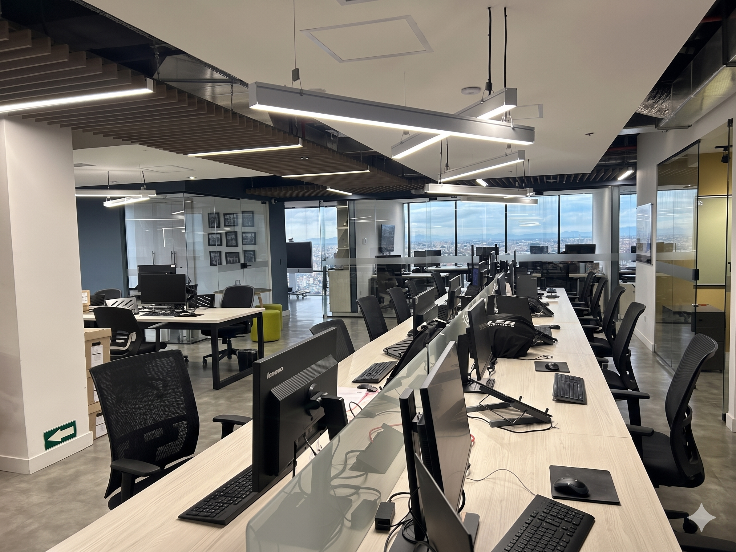 Oficina en el Pent House del mejor edificio de Bogotá — imagen 12