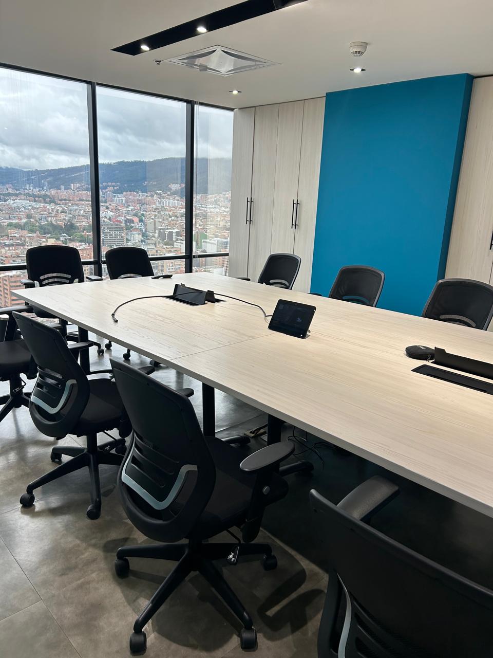 Oficina en el Pent House del mejor edificio de Bogotá — imagen 15
