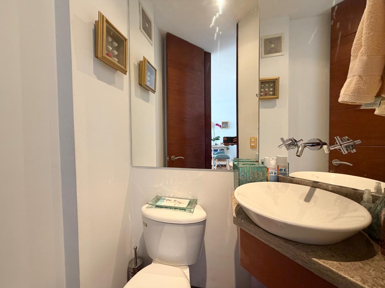 Hermoso apartamento en Chicó Navarra — imagen 5