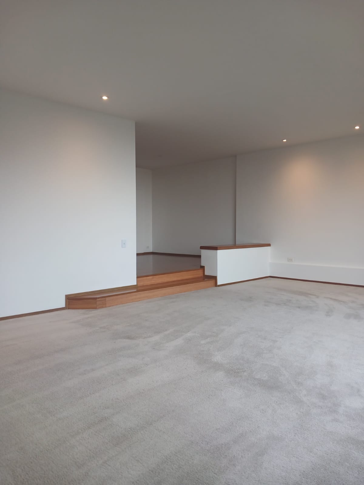 Apto. en Arriendo Belmonte II - Rosales — imagen 3