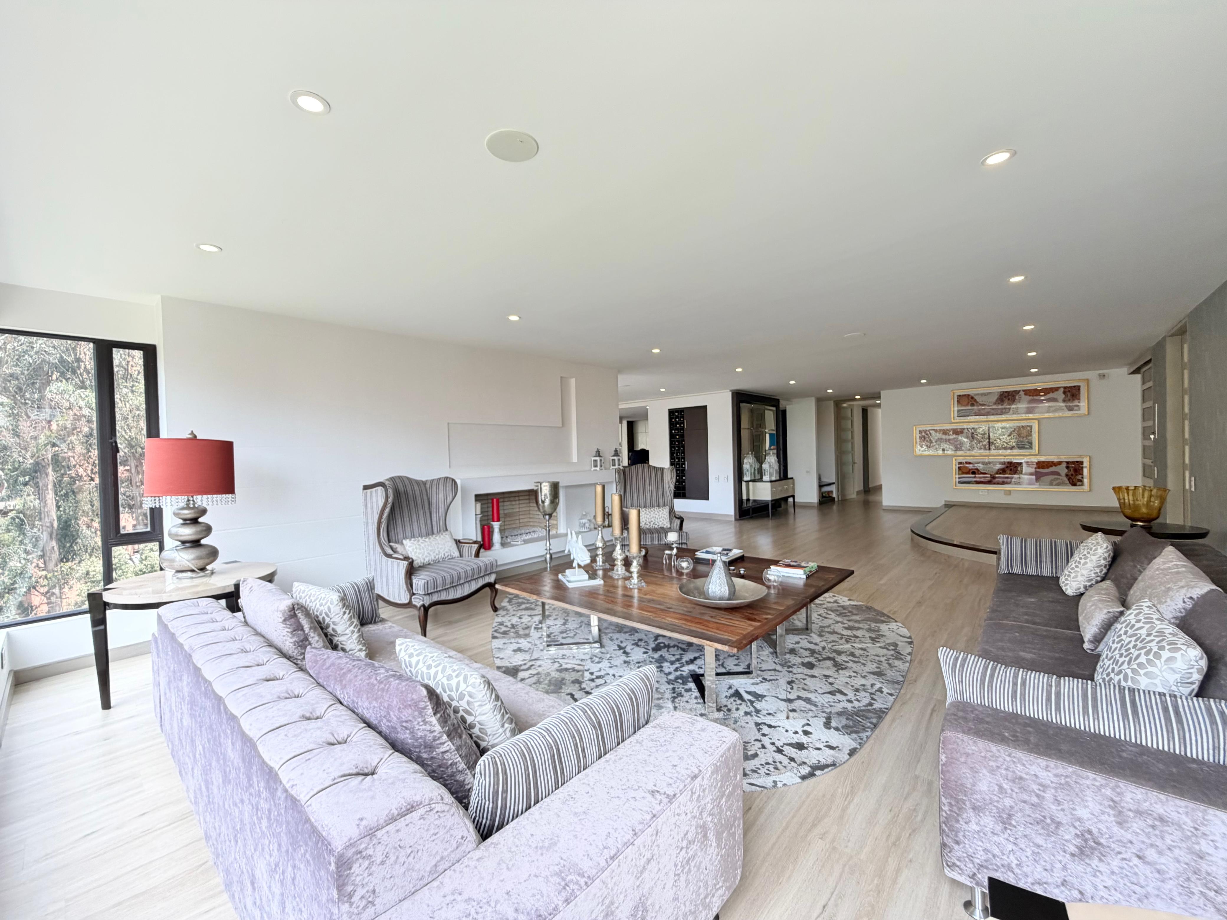 Apartamento de lujo en Montearroyo con vista a verde — imagen 2