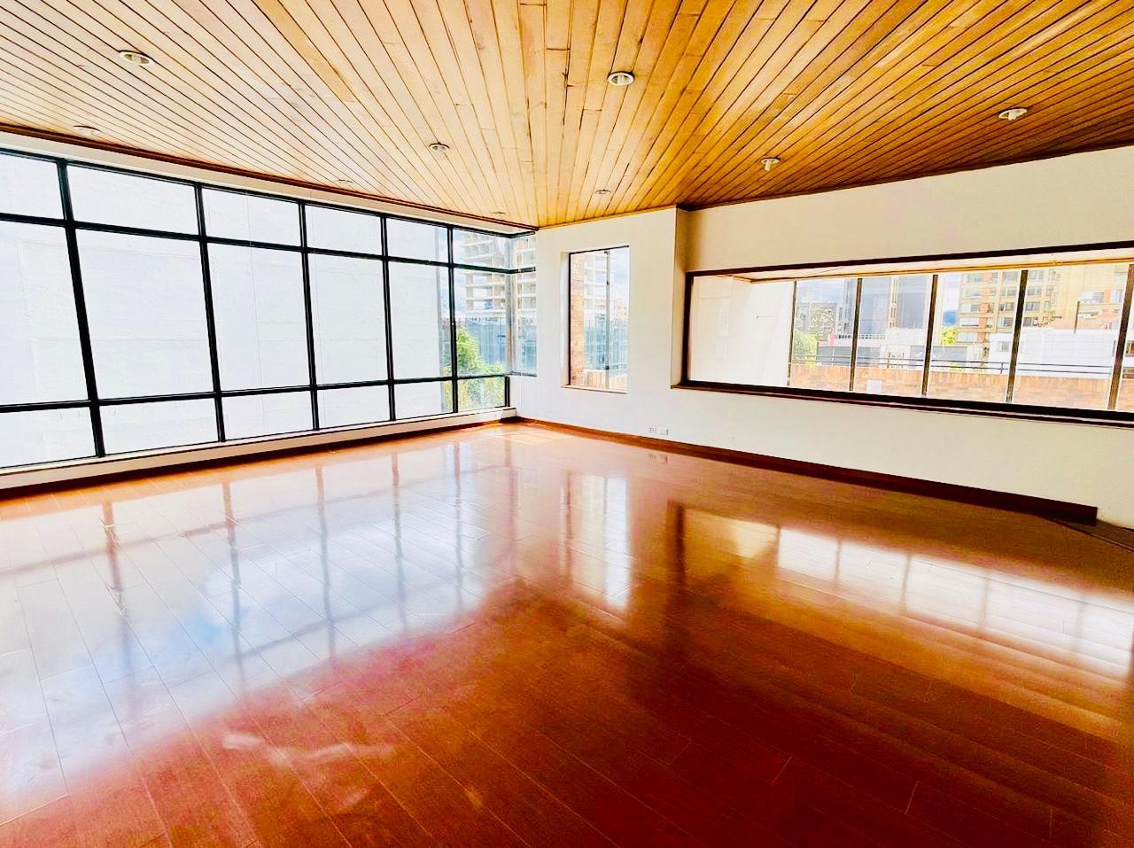 Venta/Arriendo Edificio en Chicó — imagen 2