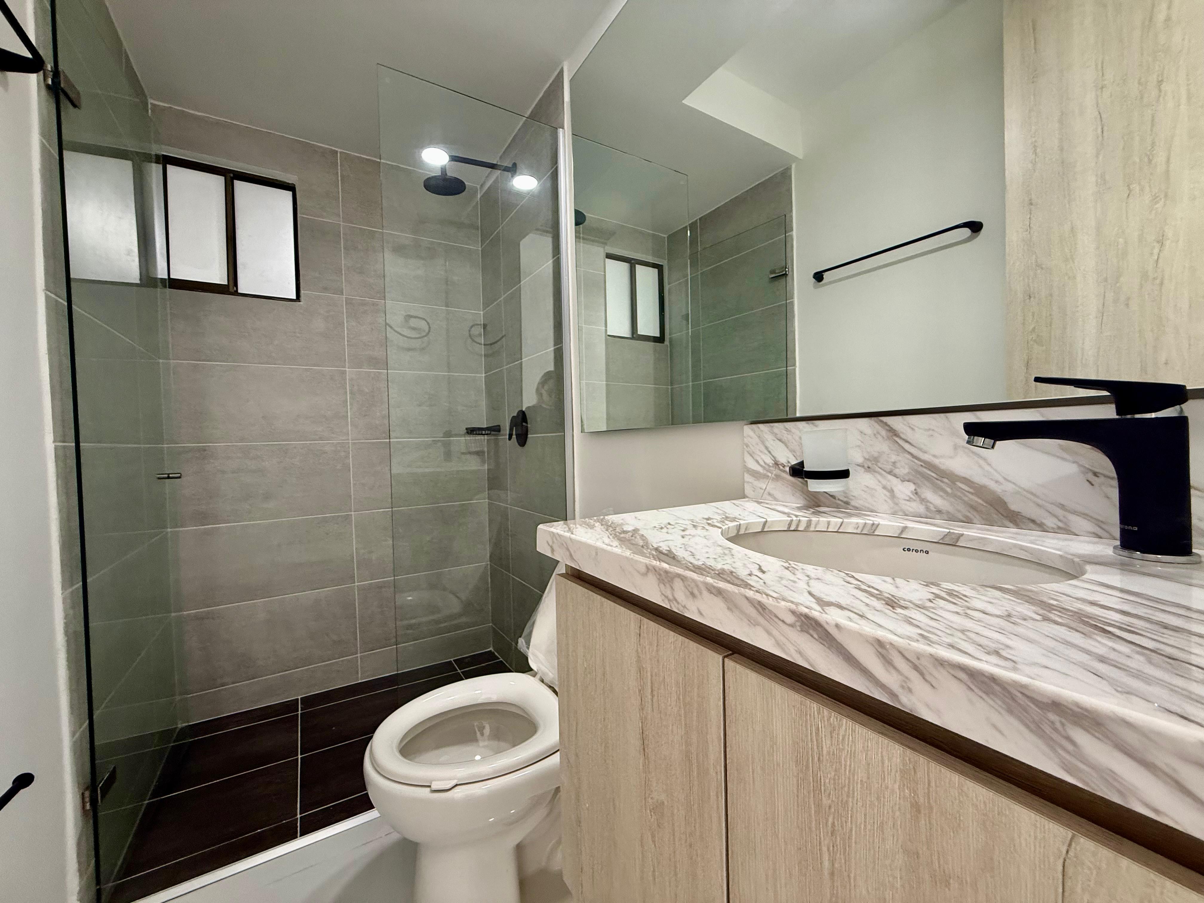 Apartamento en Venta, Sector Buenavista, B/quilla lateral sombra