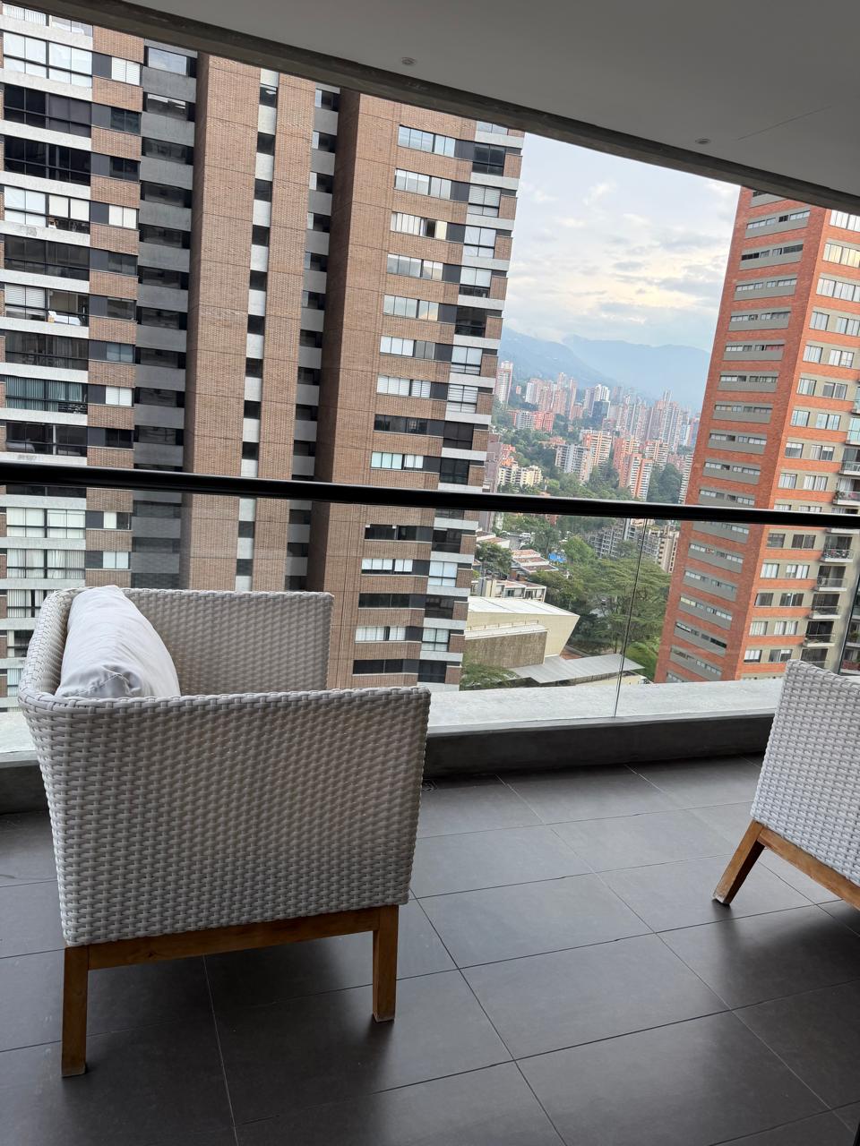 Apartamento en Venta Altos de El Poblado - Medellín
