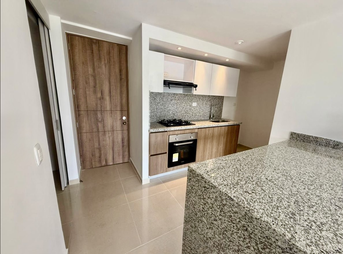 Apartamento en venta, Sector Miramar - Lateral norte - B/quilla