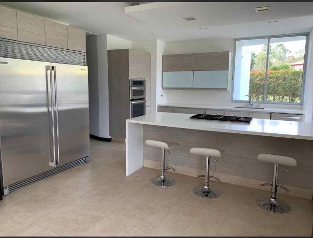 Casa en Venta, detrás del Club Campestre Llanogrande - Antioquía