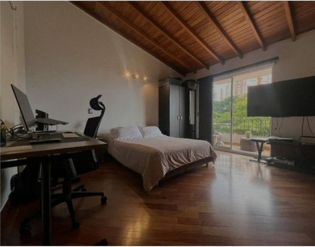 Casa en venta La Calera, Poblado-Medellín