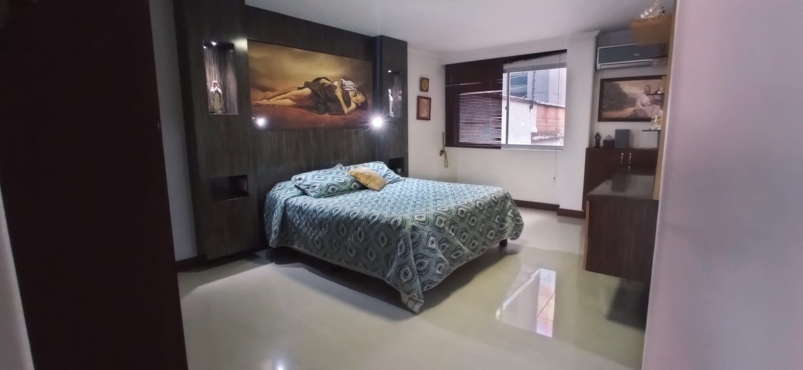 Apartamento en Venta, sector Santa Teresita Laureles, Medellín