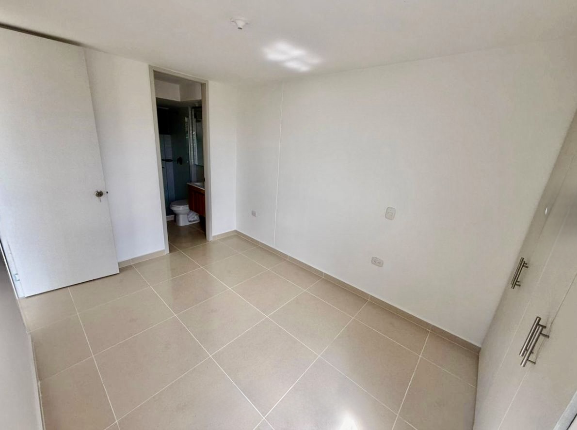 Apartamento en venta, Sector Miramar - Lateral norte - B/quilla