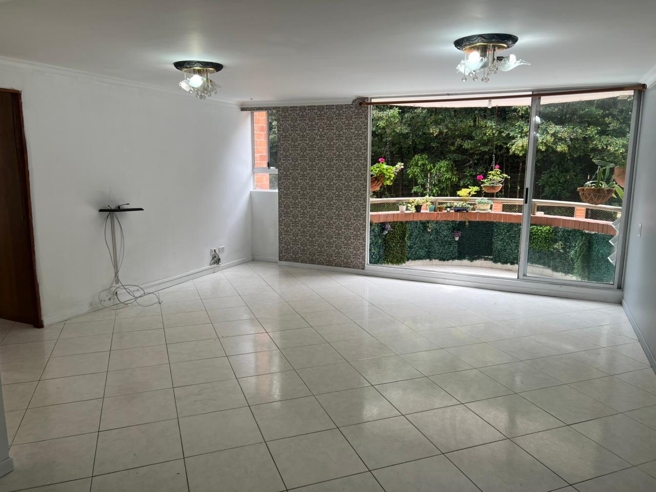 Arriendo Apartamento en El Poblado Los Balsos Medellín