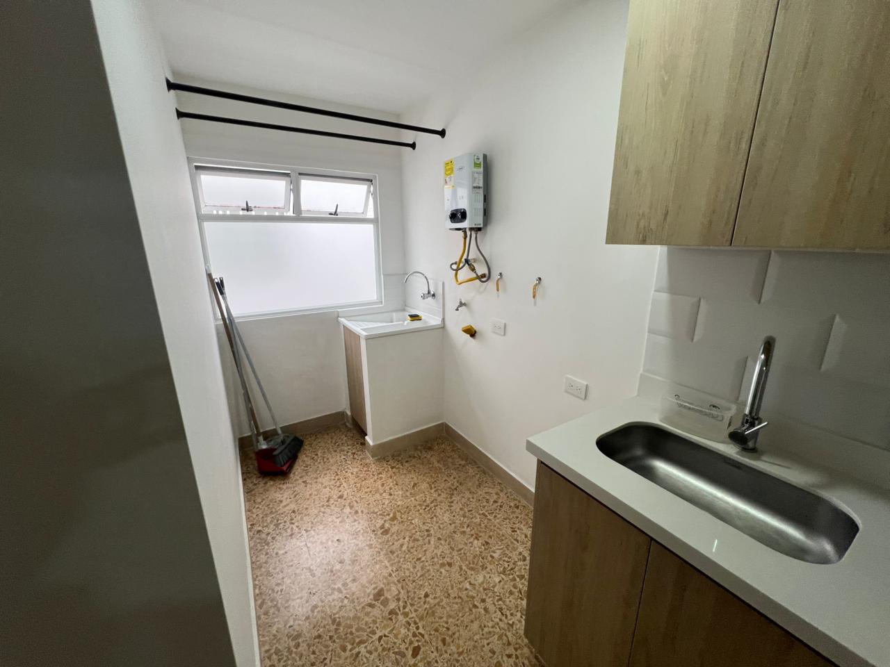 Arriendo Apartaestudio en Calasanz Medellín