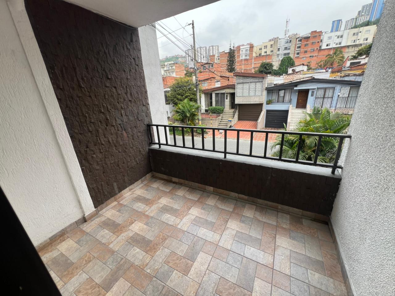 Arriendo Apartaestudio en Calasanz Medellín