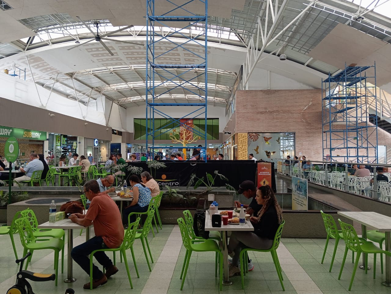 LOCAL CENTRO COMERCIAL UNICENTRO VILLAVICENCIO