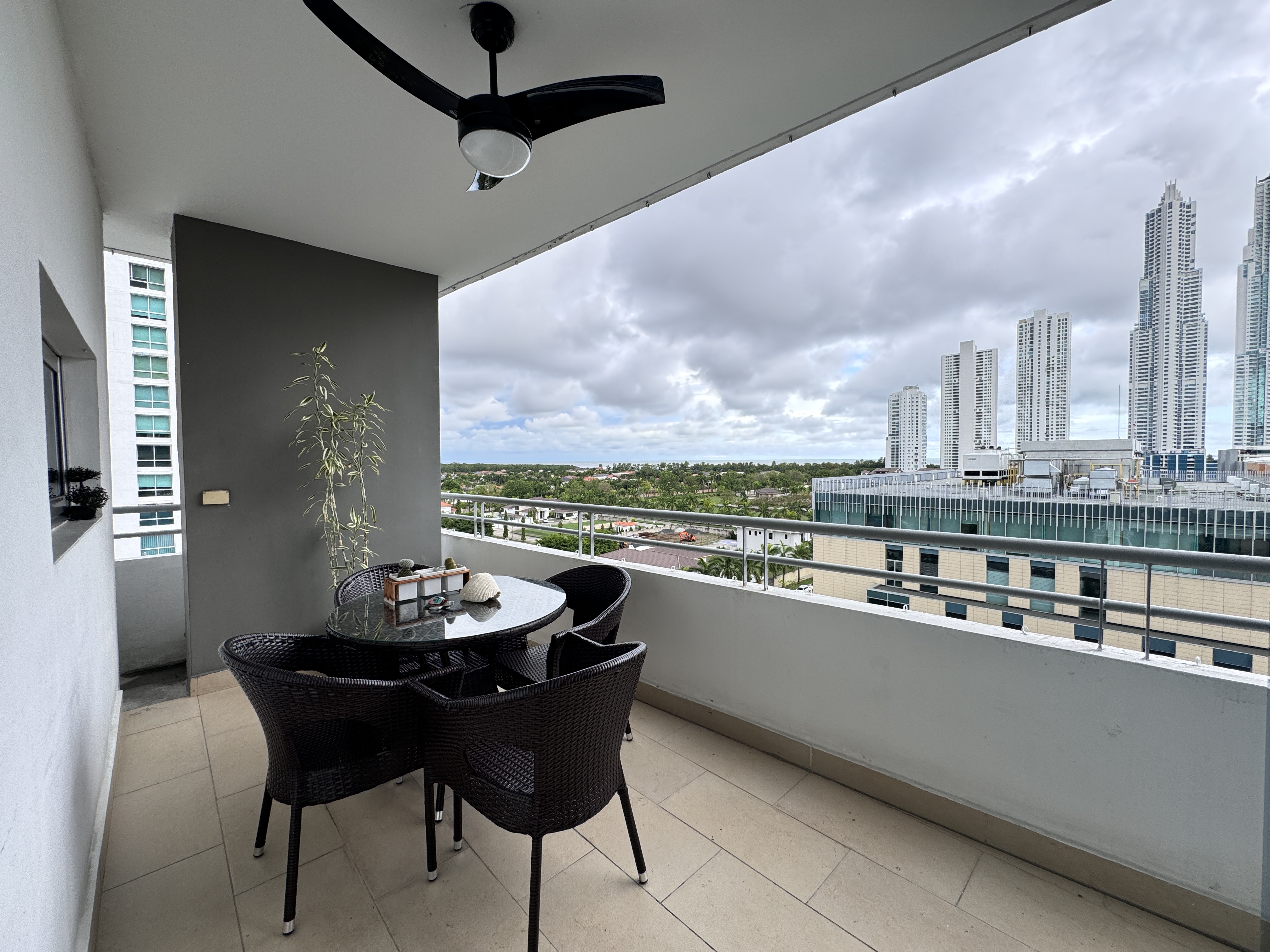 Venta de Apartamento en PH Lacosta, Costa del Este