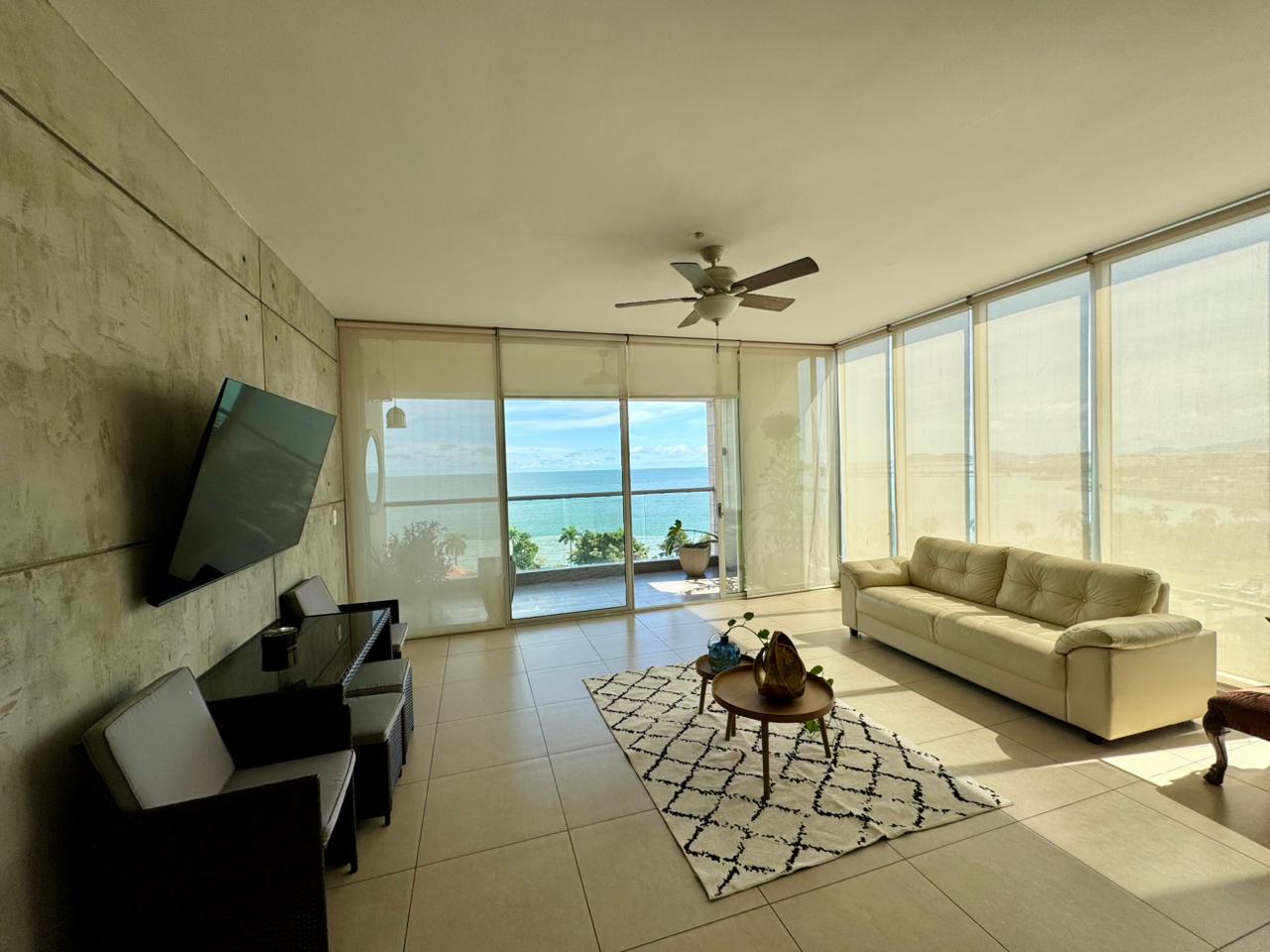 Venta de Apartamento en el PH The Rivage Tower, Avenida Balboa