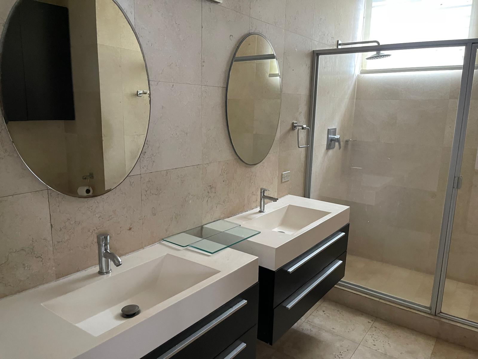 Venta de Apartamento en PH Los Delfines, Avenida Balboa