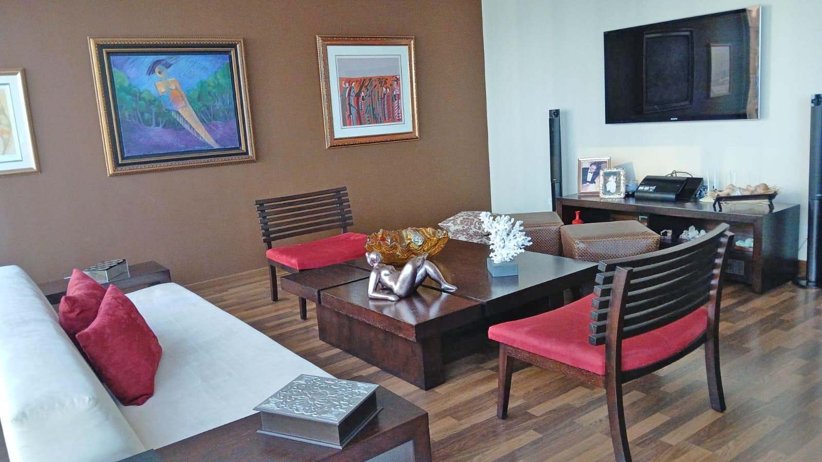 Venta de Apartamento en PH Costa del Mar, Avenida Balboa