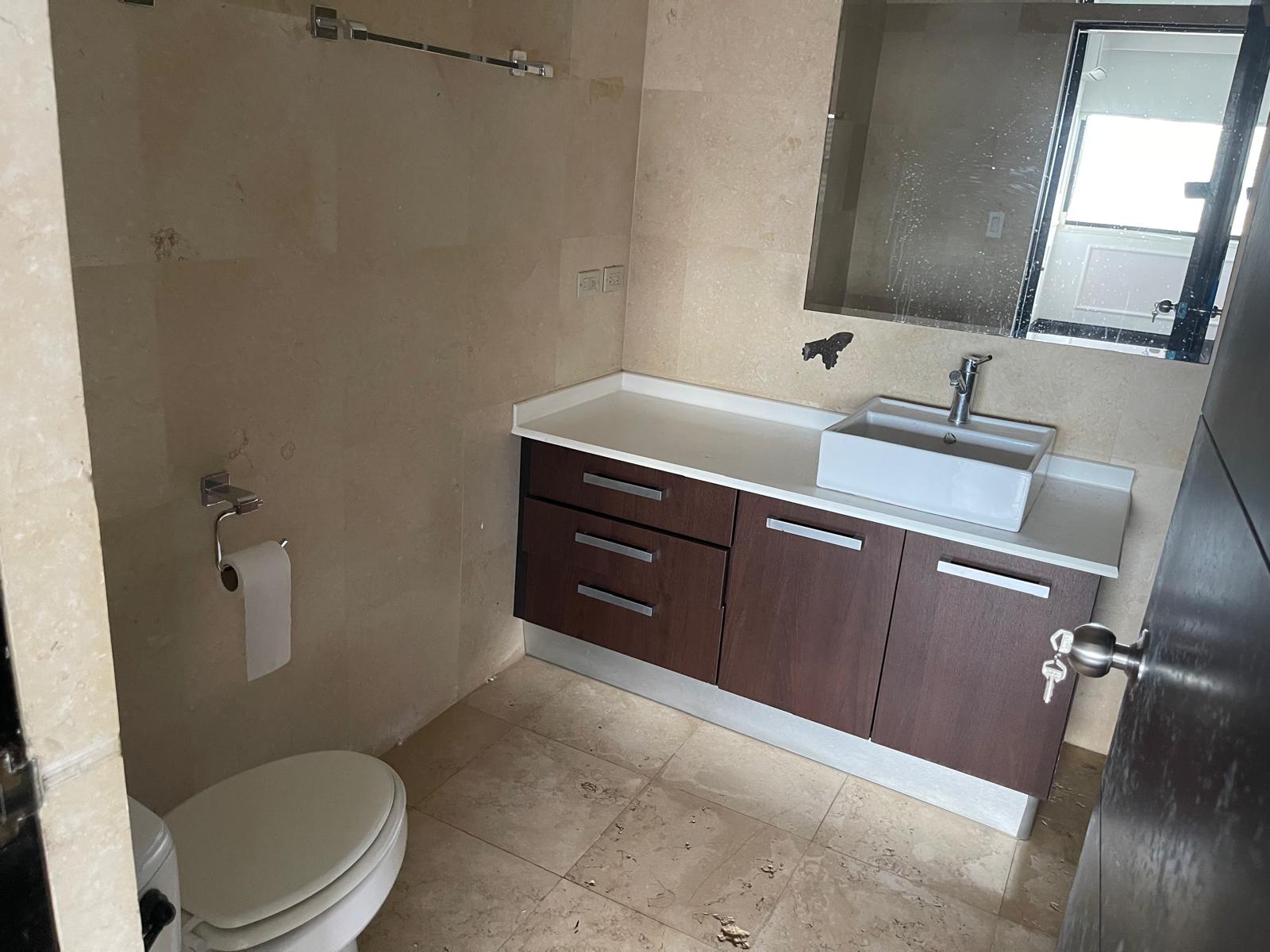 Venta de Apartamento en PH Los Delfines, Avenida Balboa