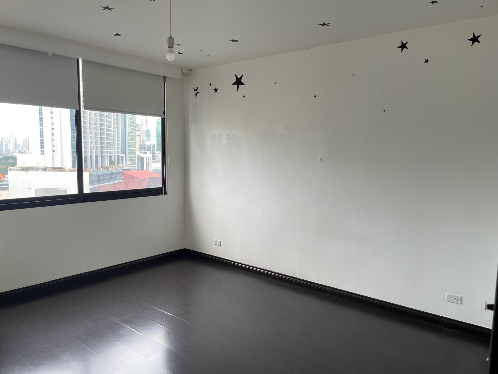 Venta de Apartamento en PH Los Delfines, Avenida Balboa