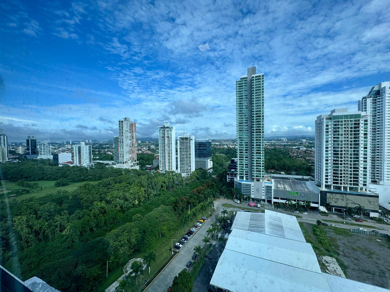 Alquiler de Apartamento en PH Arcadia, Costa del Este