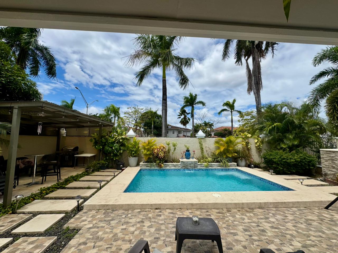 Venta de Casa en PH Costa Bella, Costa del Este