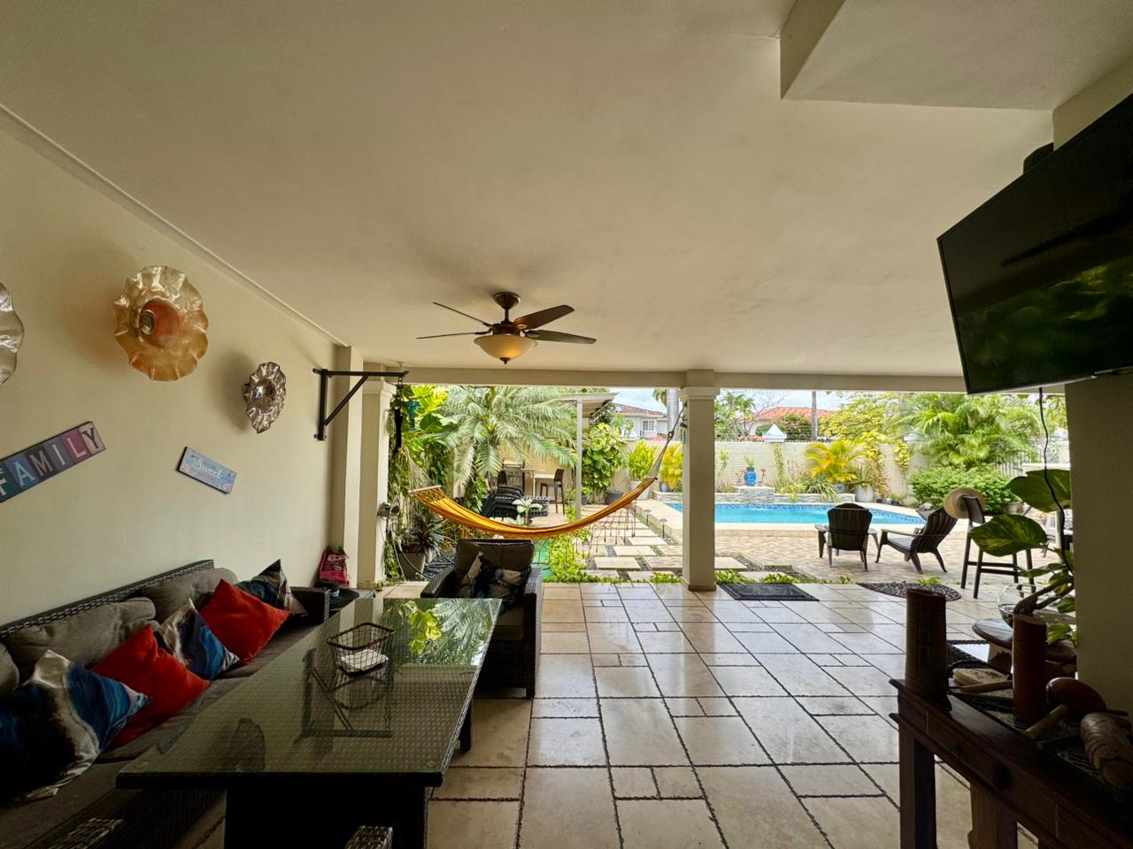 Venta de Casa en PH Costa Bella, Costa del Este