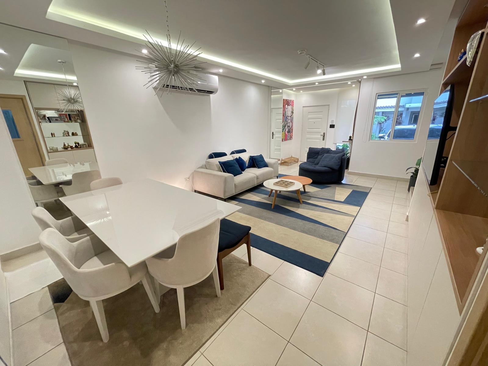 Venta de Casa en Urb. Vallarta, Brisas del Golf