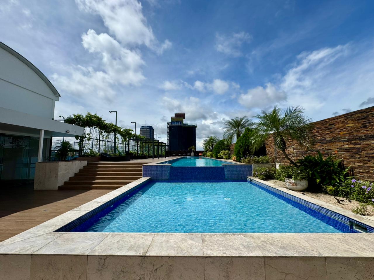 Venta de Apartamento en el PH The Rivage Tower, Avenida Balboa