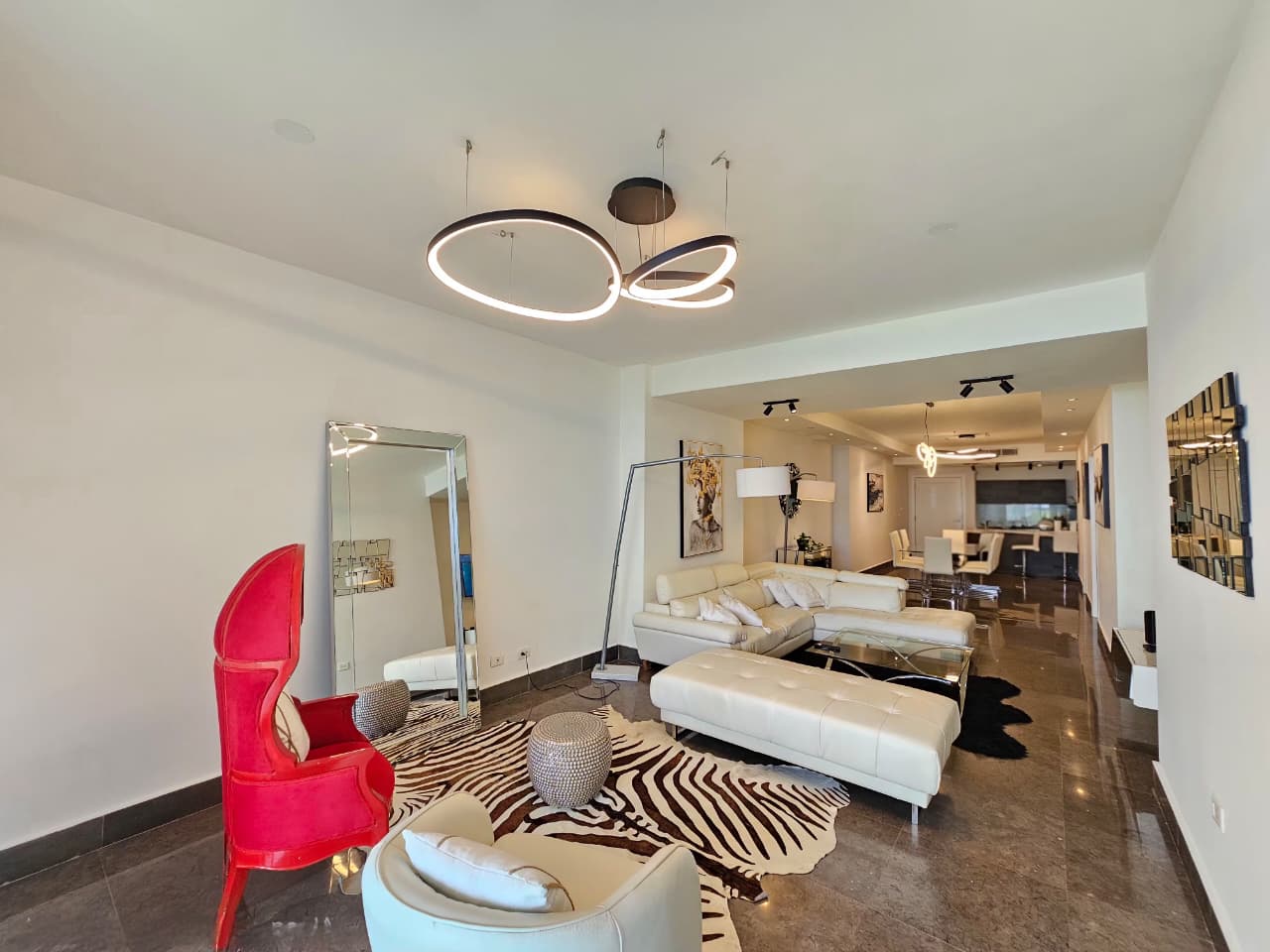 Venta de apartamento en PH Yoo & arts Tower, Avenida Balboa
