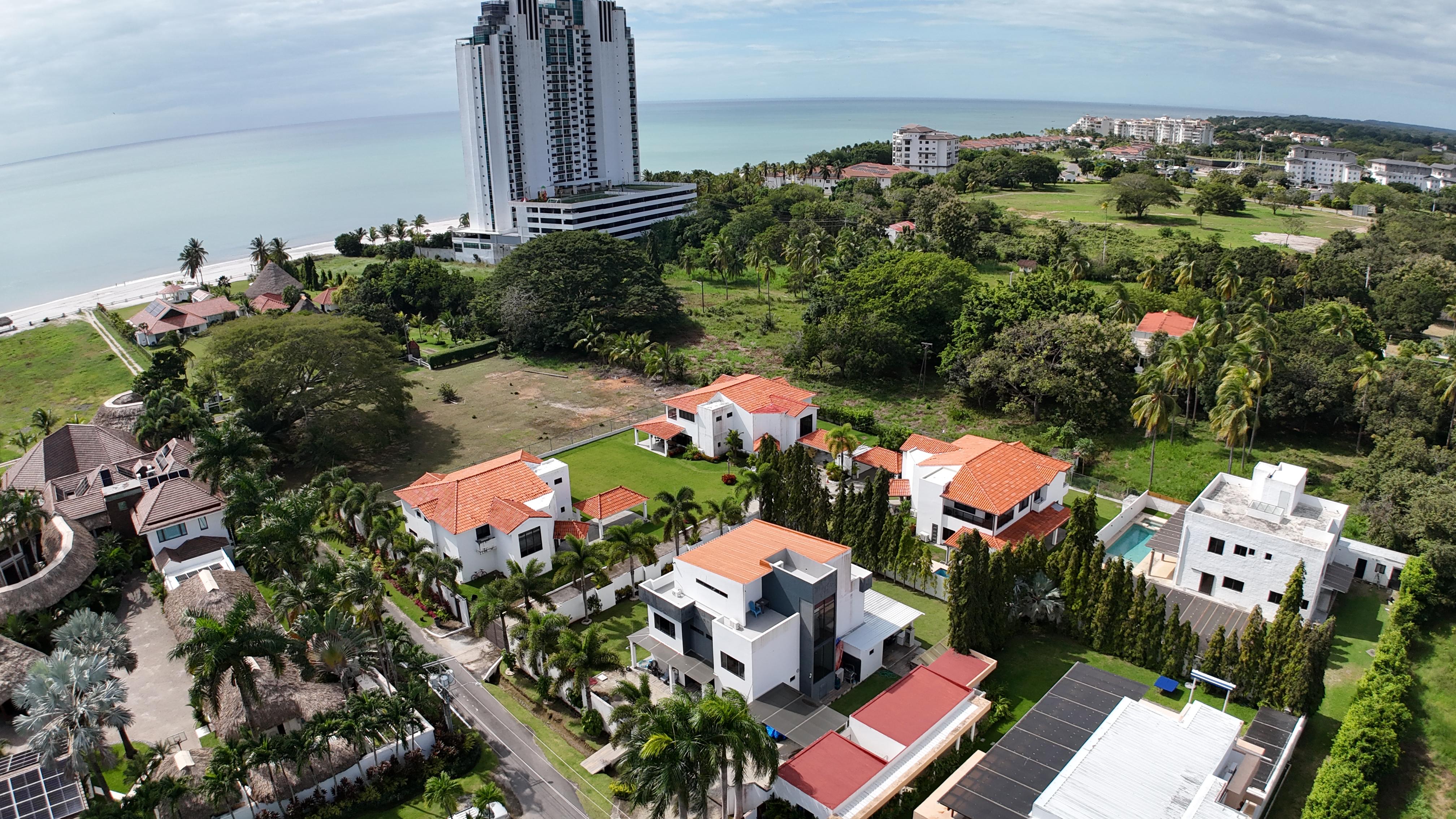 Venta de Casa de Playa en Quintas Sol y Mar, Vía Buenaventura