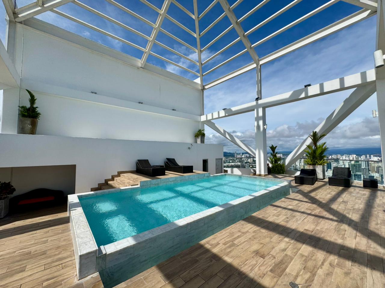 Venta de Apartamento en el PH The Rivage Tower, Avenida Balboa